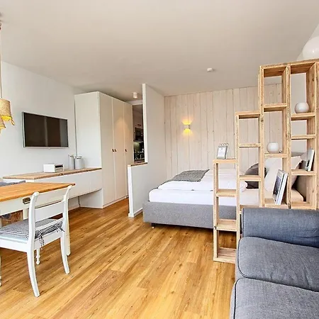 Haus-steinwarder-7-wohnung-strandzeit-37 * 海利根港