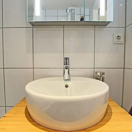 公寓 Haus-steinwarder-7-wohnung-strandzeit-37 海利根港